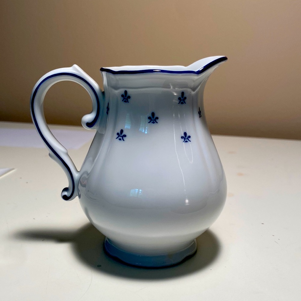 RICHARD GINORI - creamer/milk pitcher